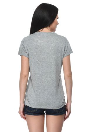 https://frenchtrendz.com/images/thumbs/0003564_frenchtrendz-viscose-grey-v-neck-short-sleeve-medium-length-top_450.jpeg