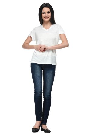 https://frenchtrendz.com/images/thumbs/0003787_frenchtrendz-viscose-slub-ivory-v-neck-short-sleeve-medium-length-top_450.jpeg